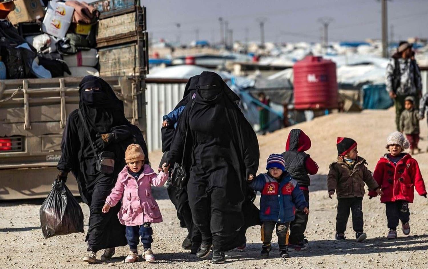 الطفولة الملغومة.. قنابل بشرية مؤجلة تهدد الأمن القومي في الشرق الأوسط