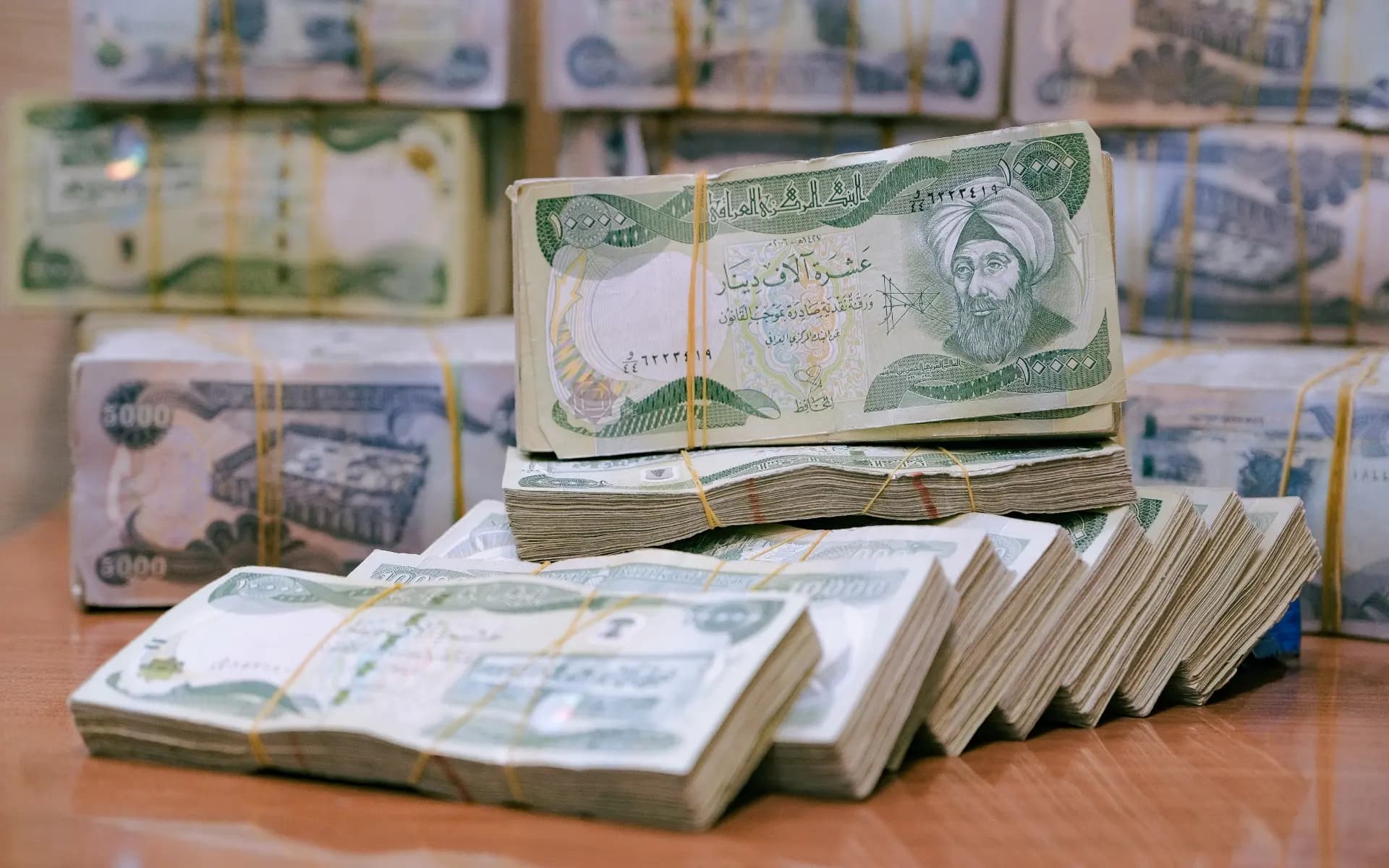 المتحدث باسم كتلة الديمقراطي الكوردستاني: وزير المالية العراقي أبلغنا بأنه سيرسل رواتب موظفي إقليم كوردستان