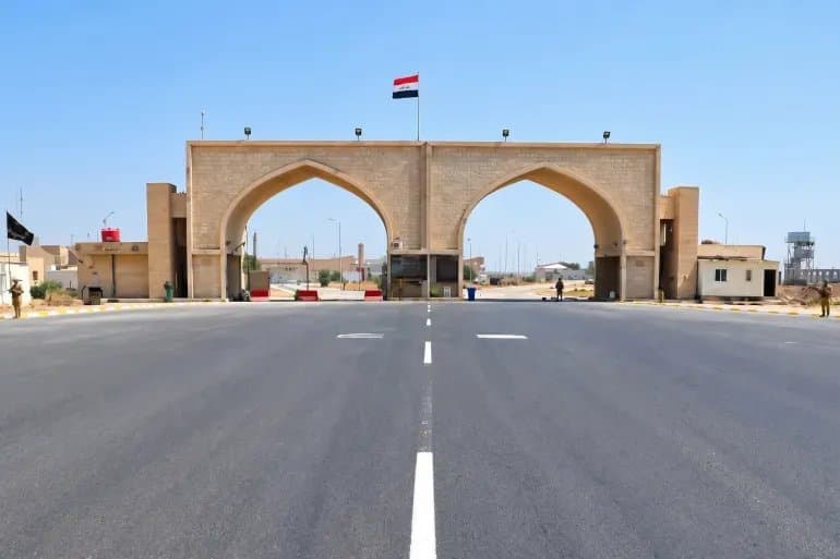 إيران ترد على مستشار للزيدي بشأن "انتشار المخدرات والعملة المزورة" في منفذ حدودي