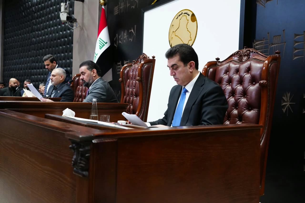 البرلمان العراقي يُقر مشروع قانون منح الإجازة الطويلة للموظفين