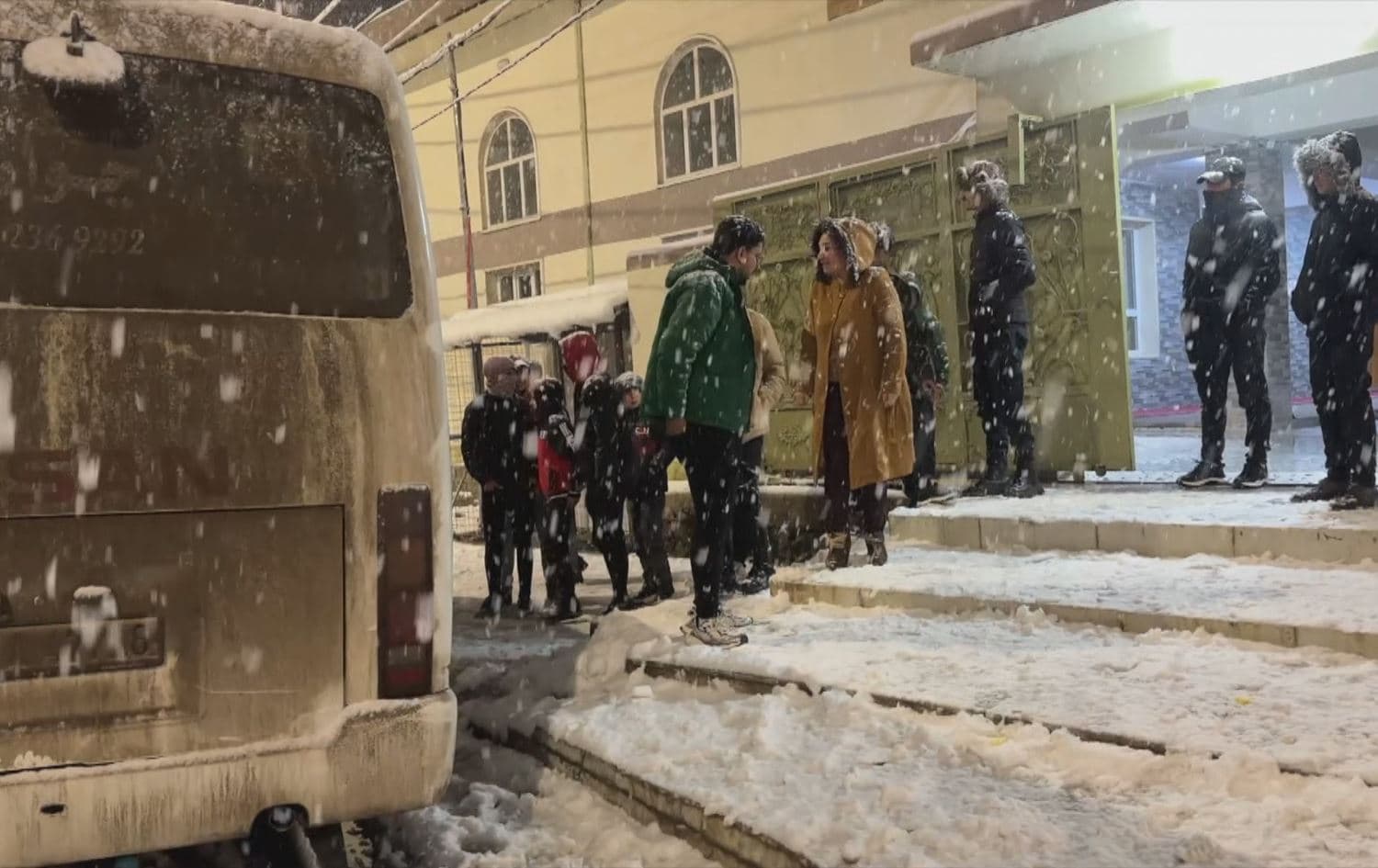 مدير النقل بقضاء سوران: متطوعون كثيرون ساعدونا في إنقاذ المحاصرين بجبل حسن بك