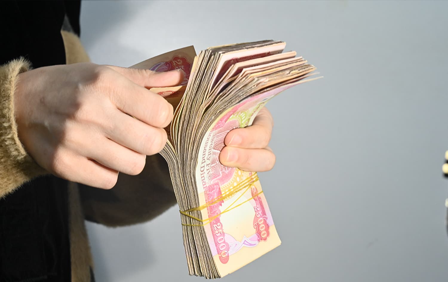 إقليم كوردستان يضم 1.190.391 متقاضياً للرواتب.. 49% منهم في محافظة أربيل