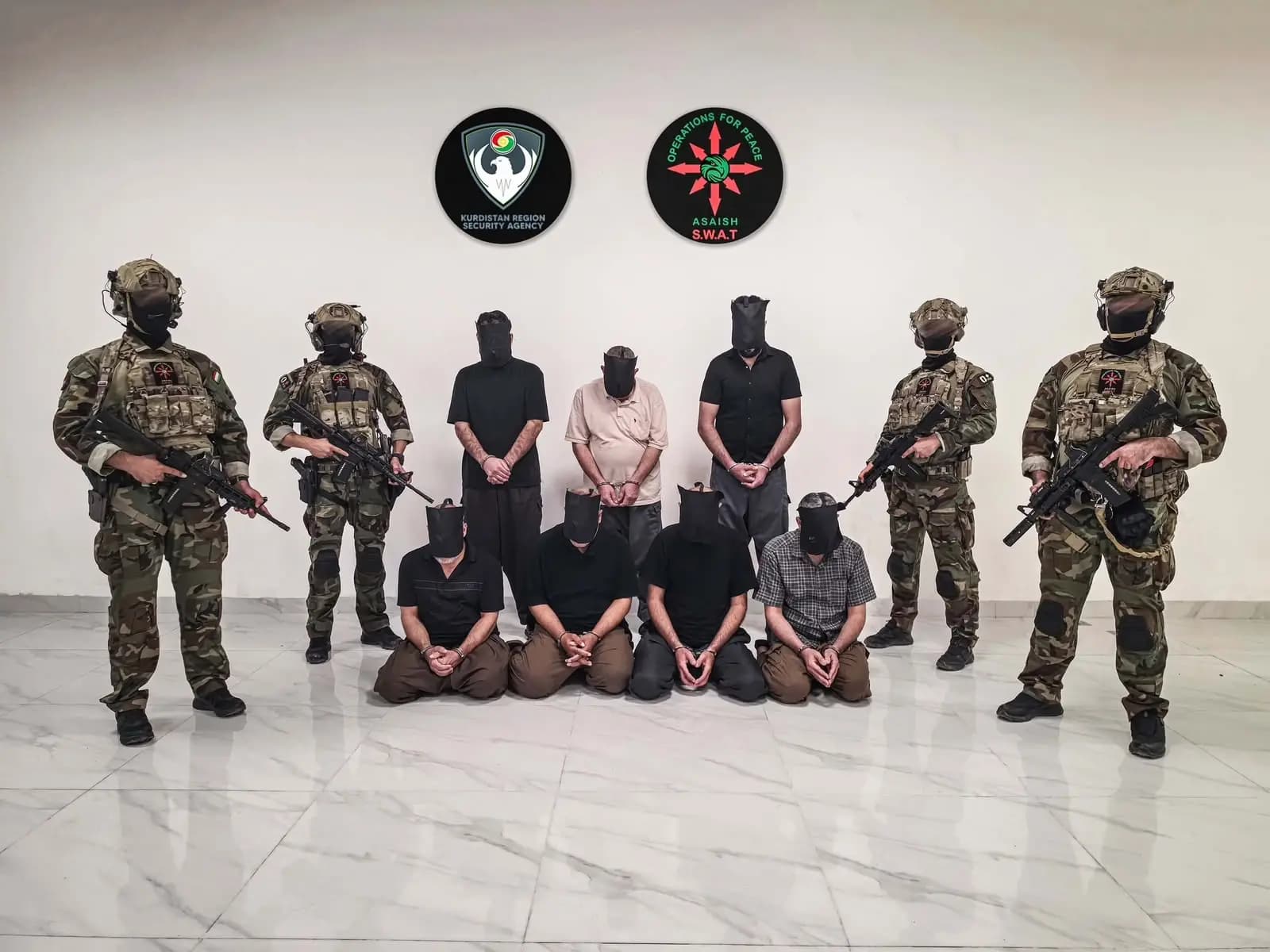 صورة للمعتقلين نشرتها آسايش السليمانية