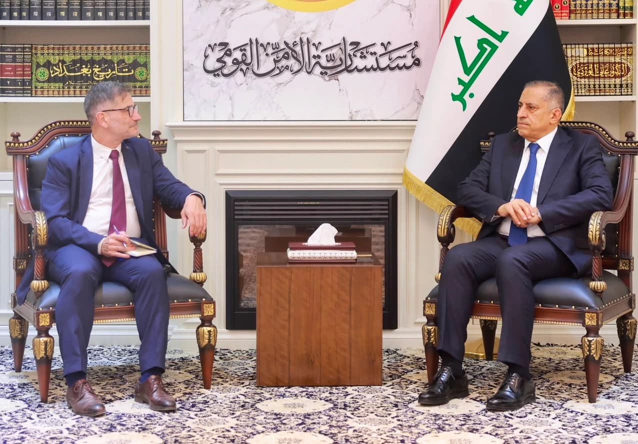 مستشار الأمن القومي العراقي قاسم العبودي وسفير الاتحاد الأوروبي كليمنس زيمتنر