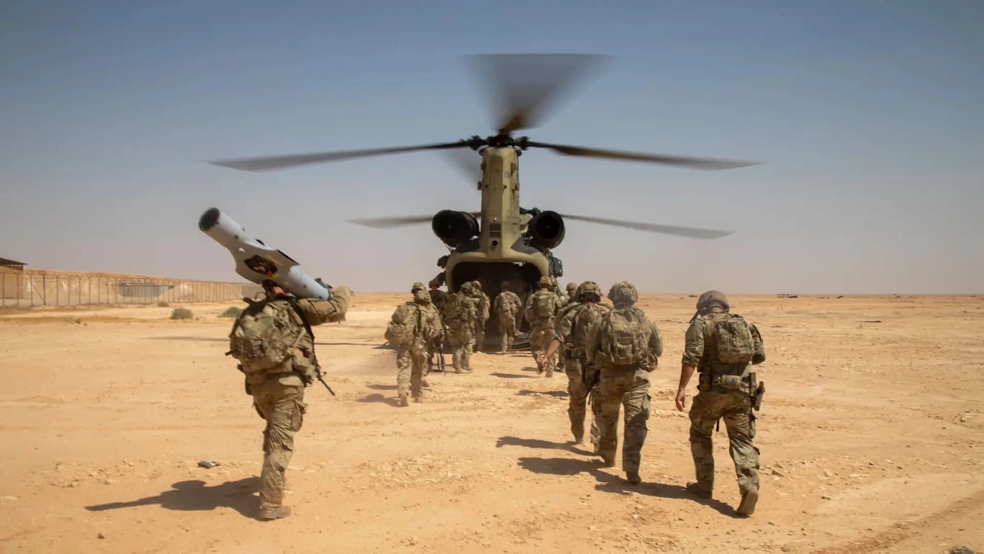مشهد لجنود التحالف الدولي في العراق. الصورة موقع Breaking Defense
